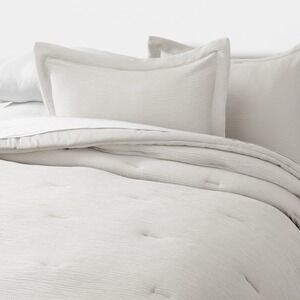 New Linens & Hutch Cloud Weave Textured Down-Alternative Comforter Set Twin XL